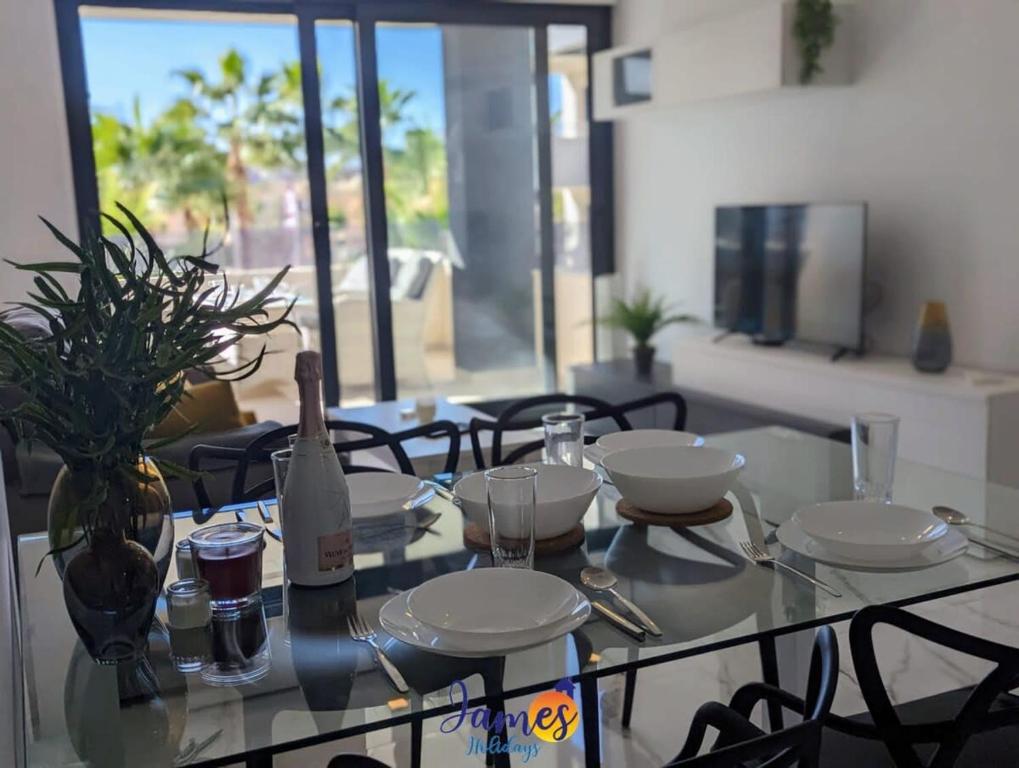 Modern First Floor Apart with Com Pool Duly10 - 5