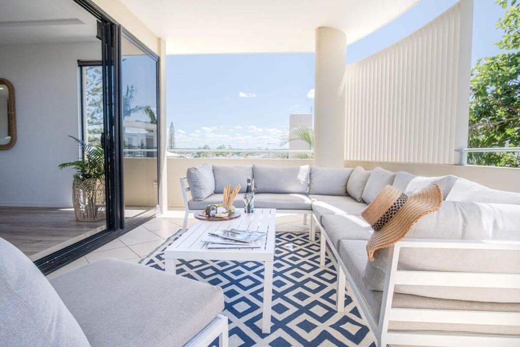 Live like a local In The Heart of Moffat Beach, Caloundra