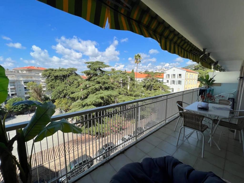 B049-Appartement lumineux à deux pas de la Croisette - 1