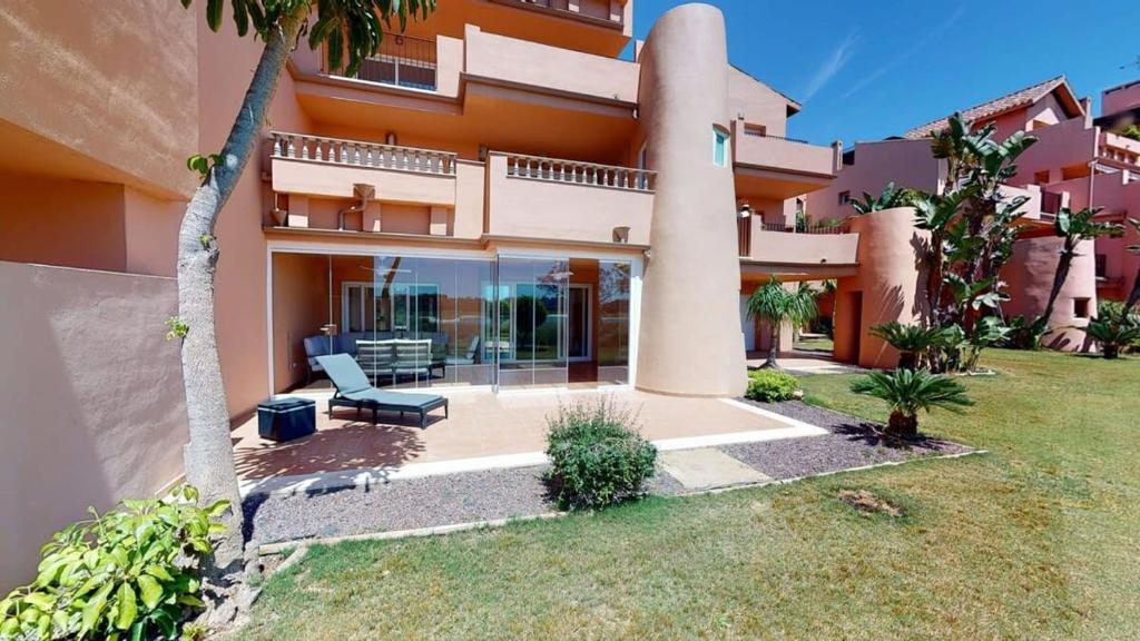 Spacious ground floor apartment - EO2402MM - 3