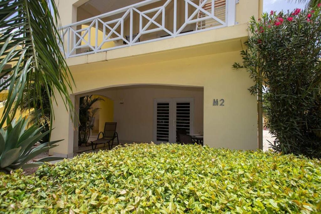 Caracara M2 Relax & Dive Resort Bonaire Village, Kralendijk