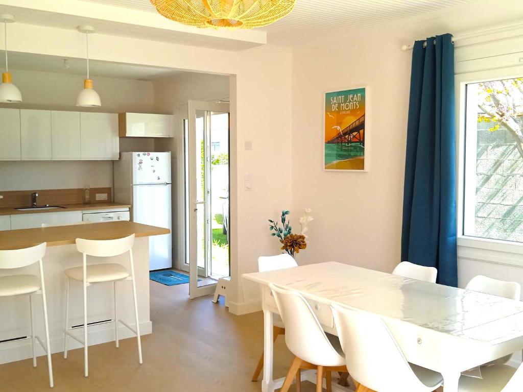 Maison Cosy, Rénovée, Proche Plage et Centre, Jardin, Animaux Bienvenus - FR-1-652-19 - 2