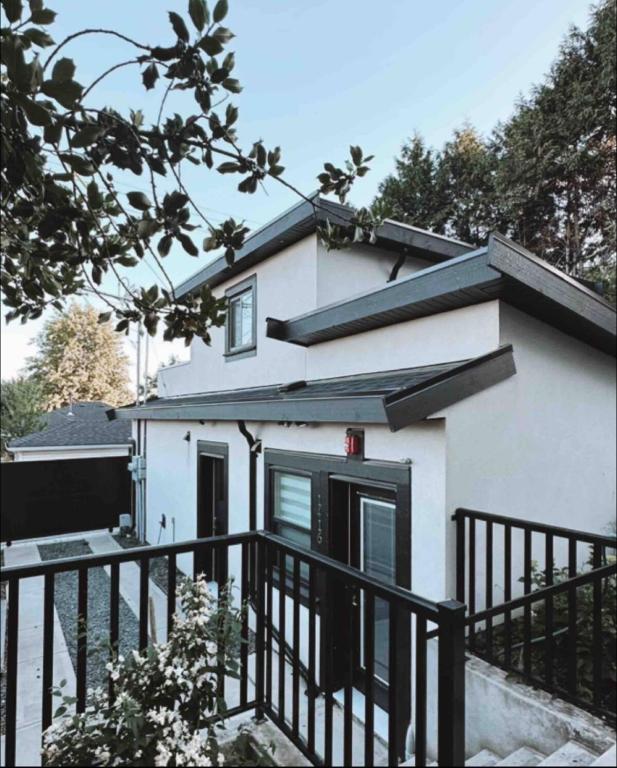 Modern Home in Vancouver close to Downtown and Airport, Vancouver