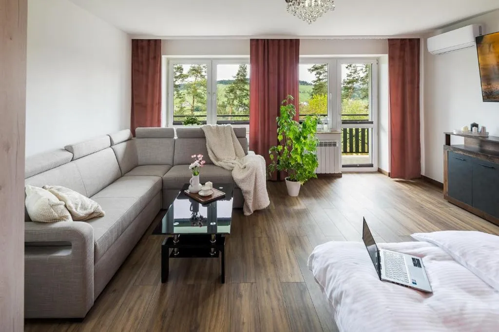 Apartament Castle & Lake Niedzica zarezerwuj na podhalami pl，位于涅兹卡城堡的酒店
