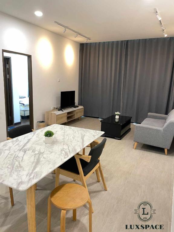 Kuching Cozy Balinese Style Rex Apartment Near BDC, Kučing