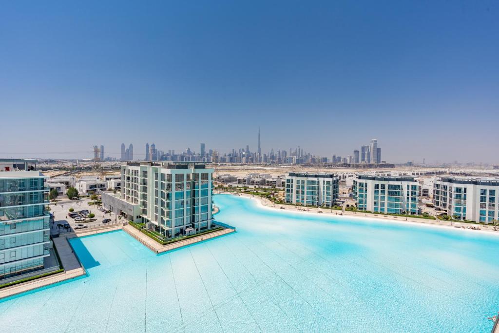 Serene and sophisticated Lagoon Living - Suiteable, Dubai