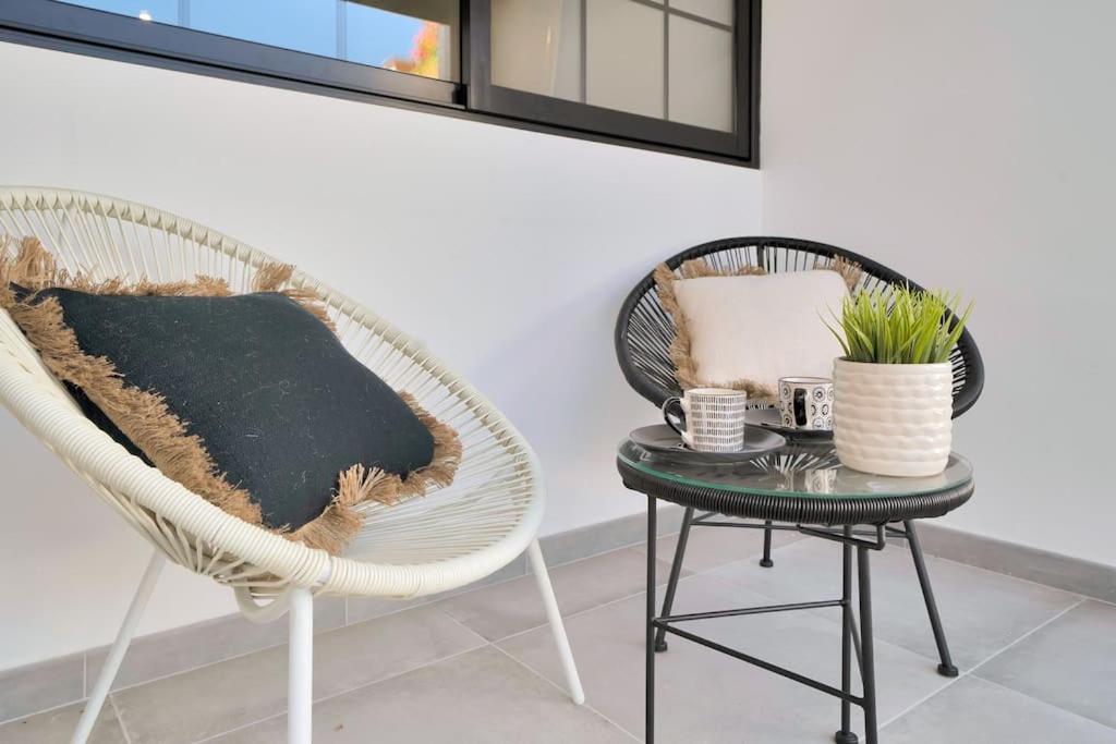 Moderno estudio con wifi en Marbella Este - VISTAMAR 16 ESTUDIO - 4