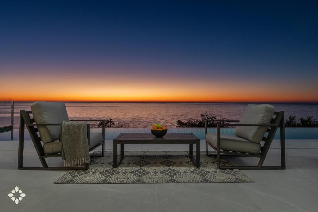 Villa Aphrodite by Abahana Luxe - 2