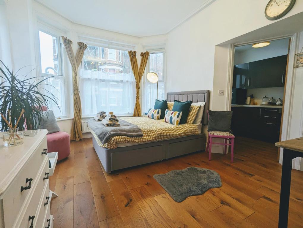 Seascape, Great Cromer Apartment - Crabpot Cottages Sheringham, Cromer