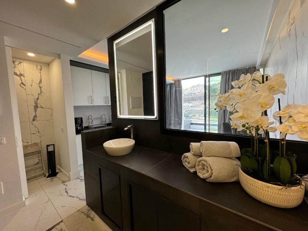 Leopard Rock E4 Puerto Rico Views, Puerto Rico de Gran Canaria