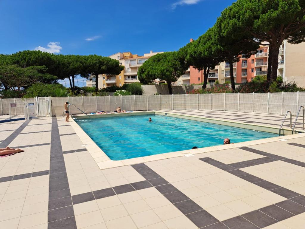 Studio 4 personnes avec clim, piscine au CAP D AGDE au pied du port et 5 mn à pied de la plage du Môle - 1