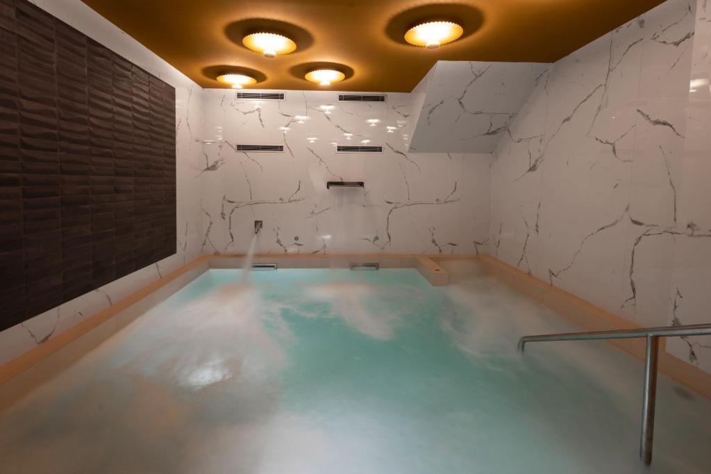 Hotel Neptuno Playa & Spa - 5