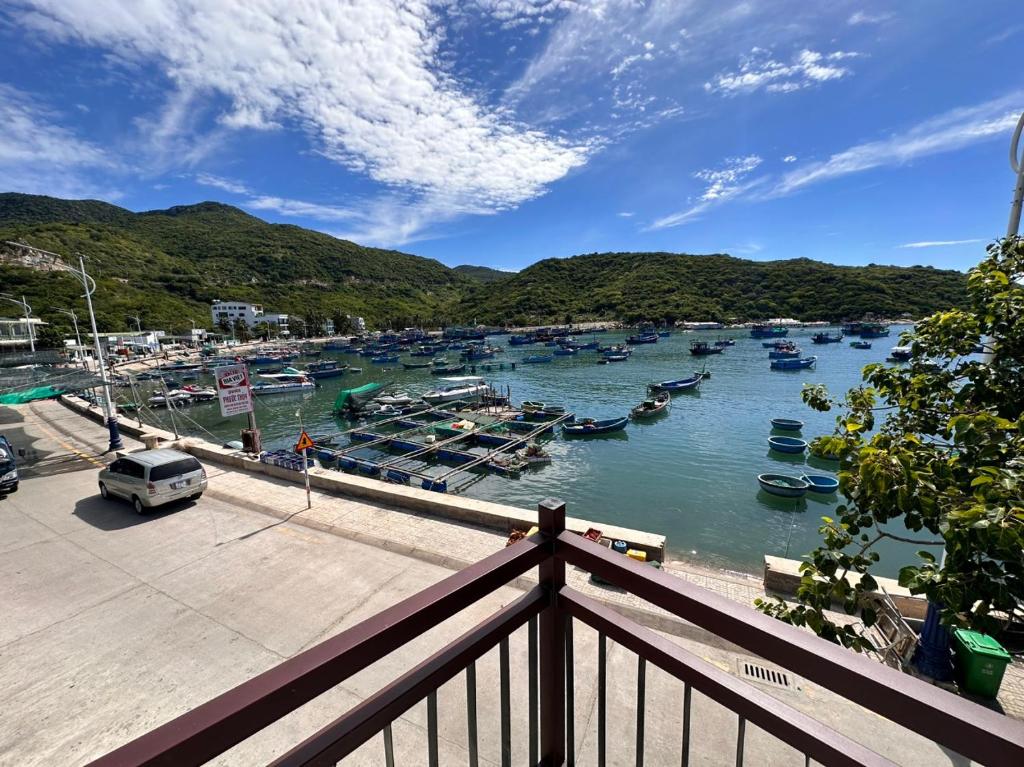 Phòng 4 Người Nhìn Ra Biển (Quadruple Room with Sea View)