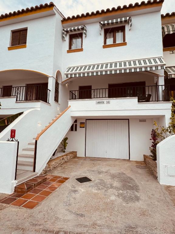 Amber Holiday Home - 2