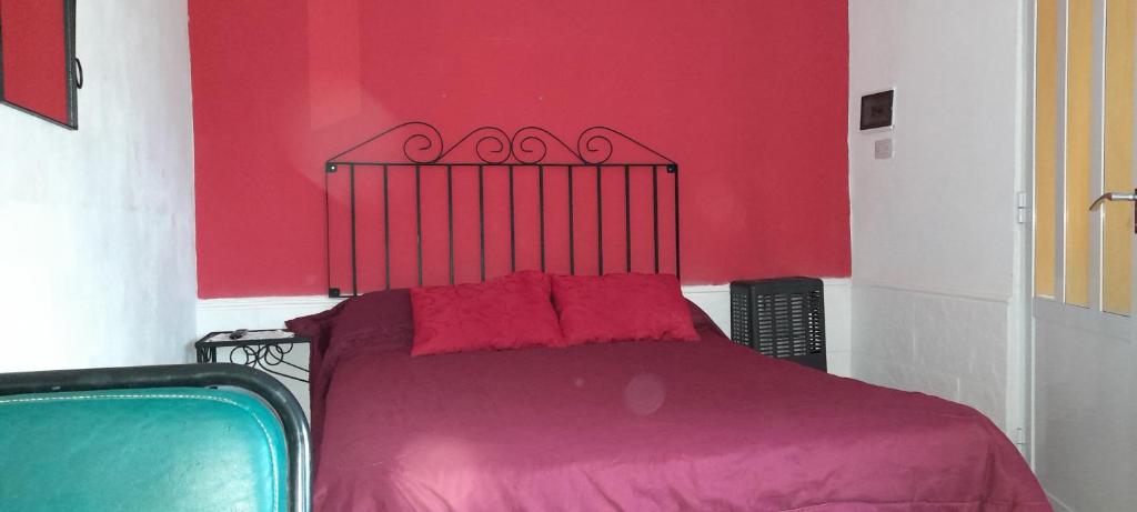 Mis Nietos - deptos y dormis centricos con cochera - 2