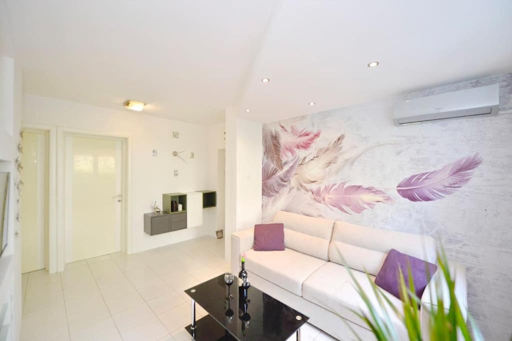 Majestic Suite,800m to Old town&minutes to seaside - 5
