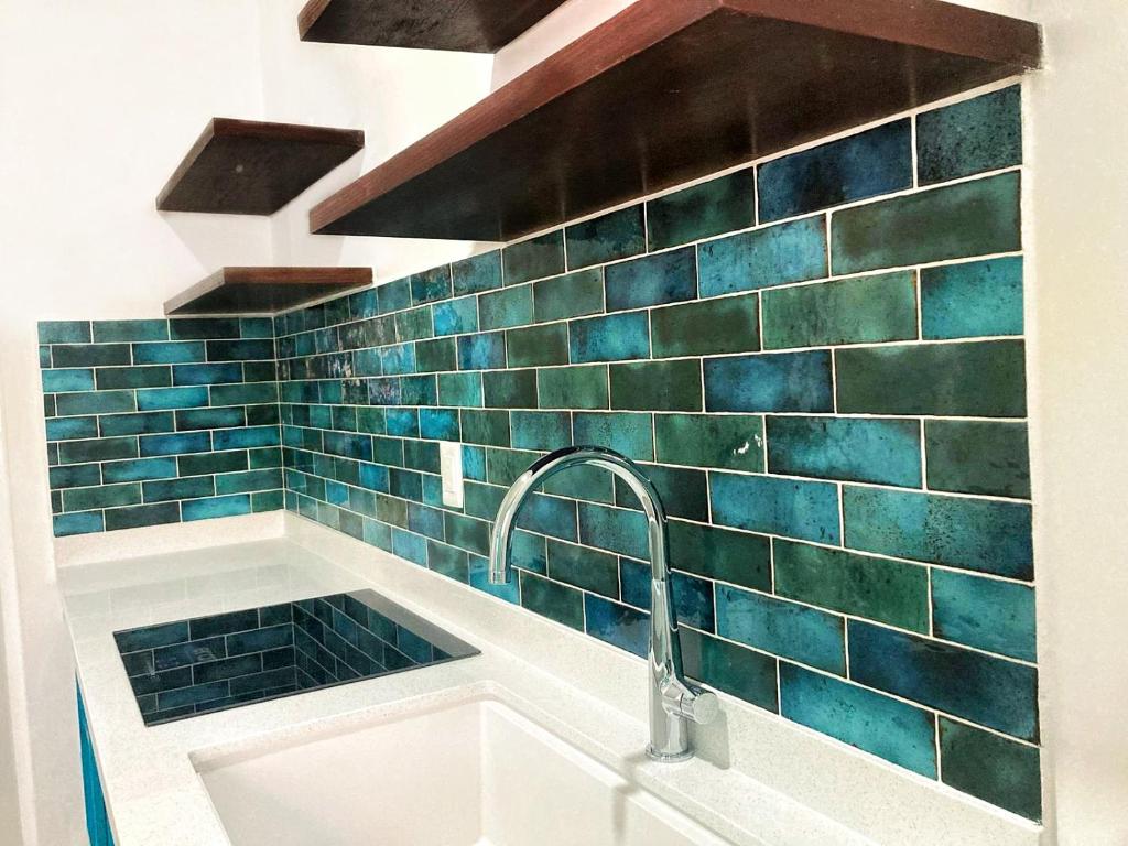 2-Bedroom Condo by the Jungle w/ Swimming pool - 2