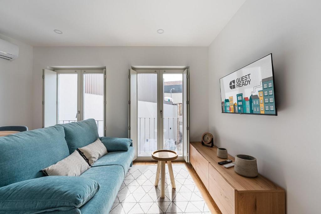 GuestReady - Downtown Refuge with Private Parking, Porto