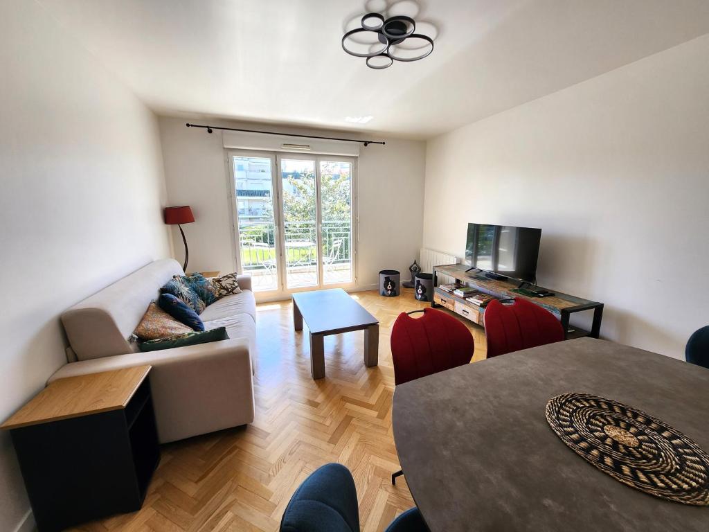 Cozy apartment, Balcon, Parking, 5' Disneyland - 5