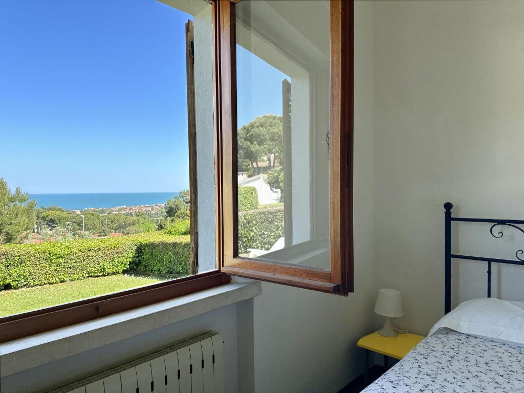 658 - Villa quadrilocale al Taunus con giardino e bellissima vista mare - SPIAGGIA INCLUSA - 3