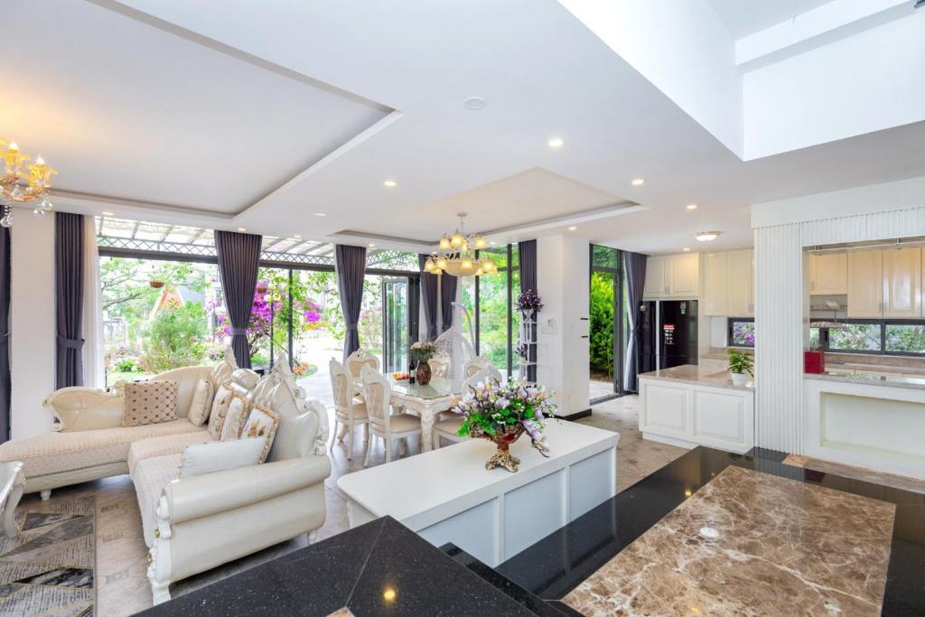 Villa Đà Lạt View Thông