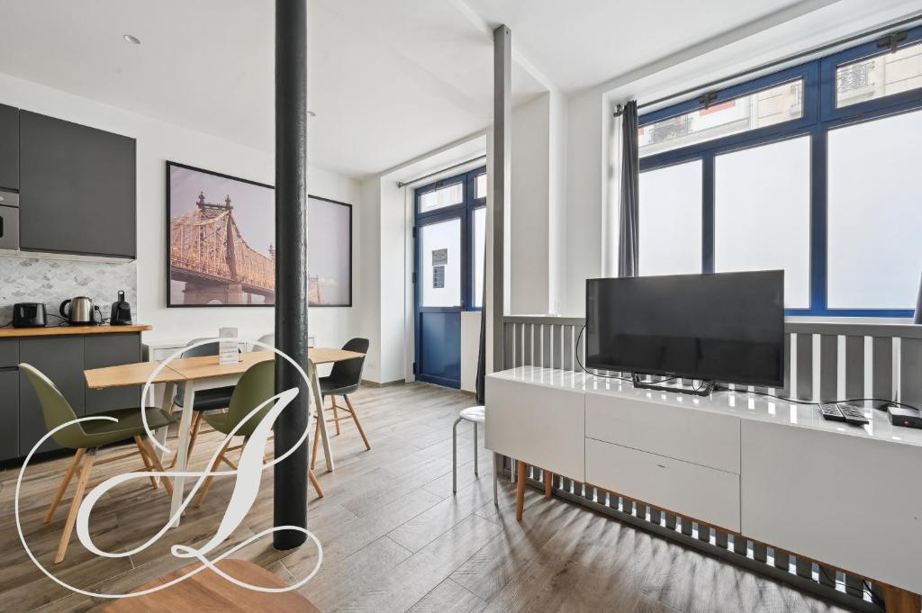 Roxane, 2 chambres dont une en souplex Paris 14e - 5