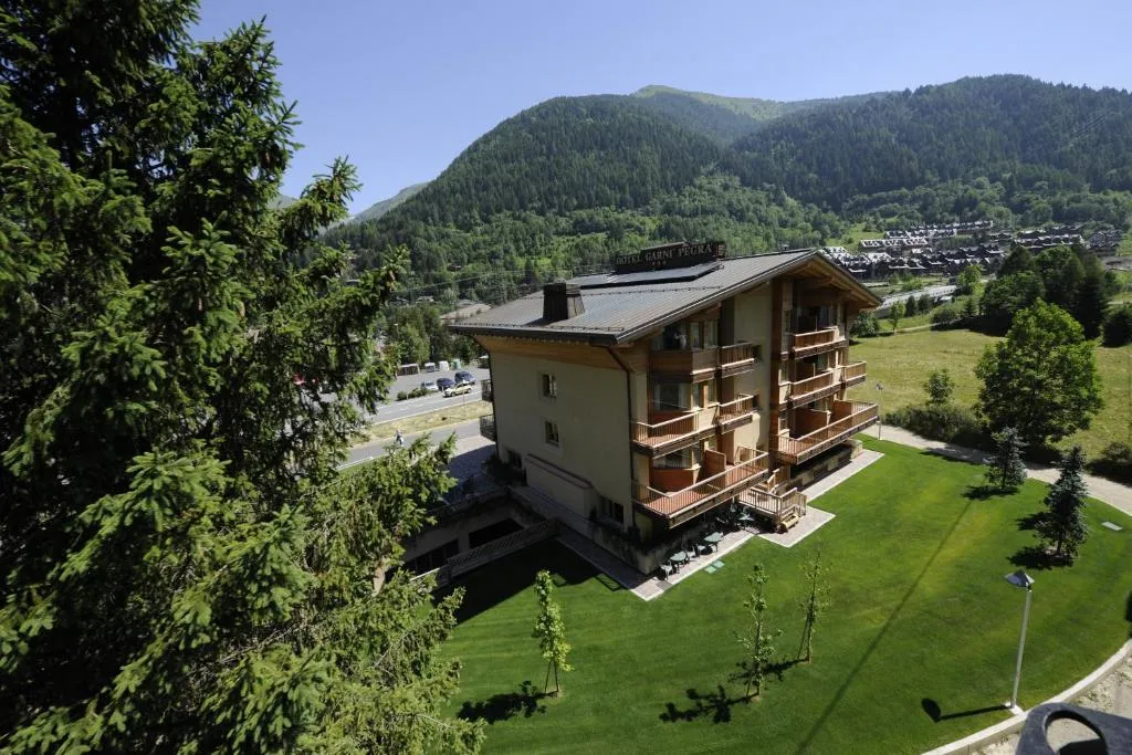 Hotel Garni Pegrà, hotel in Ponte di Legno
