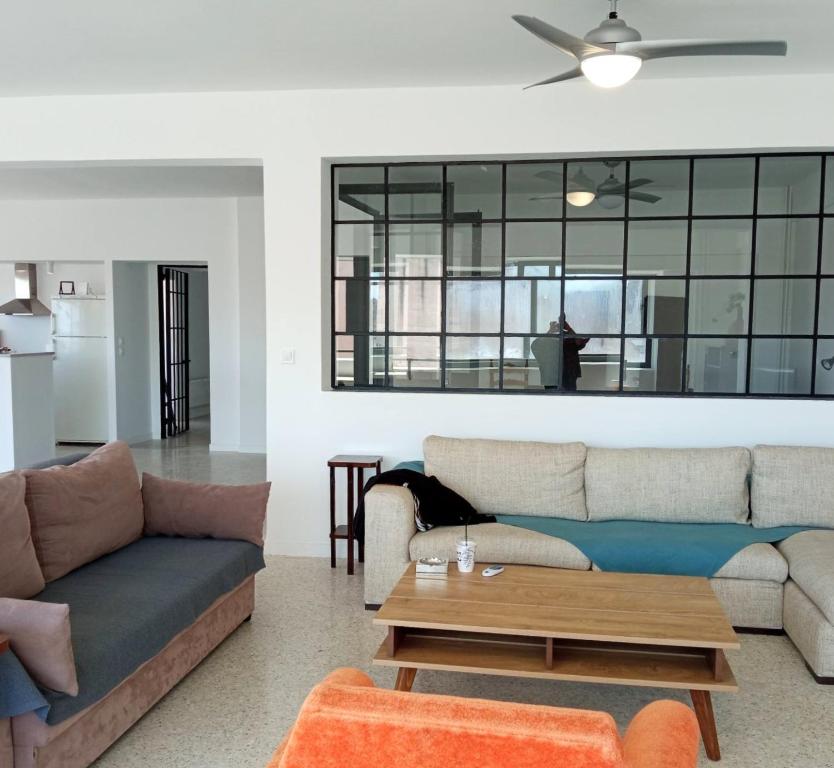 Socratus Spacious Apartments, Atene