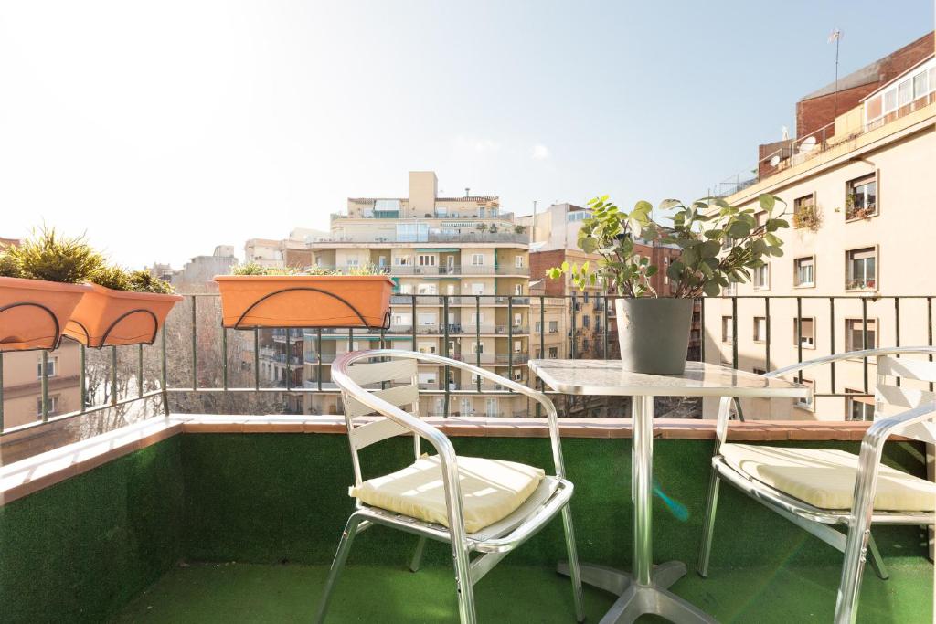 Eulalias Lodges Barcelona - 3