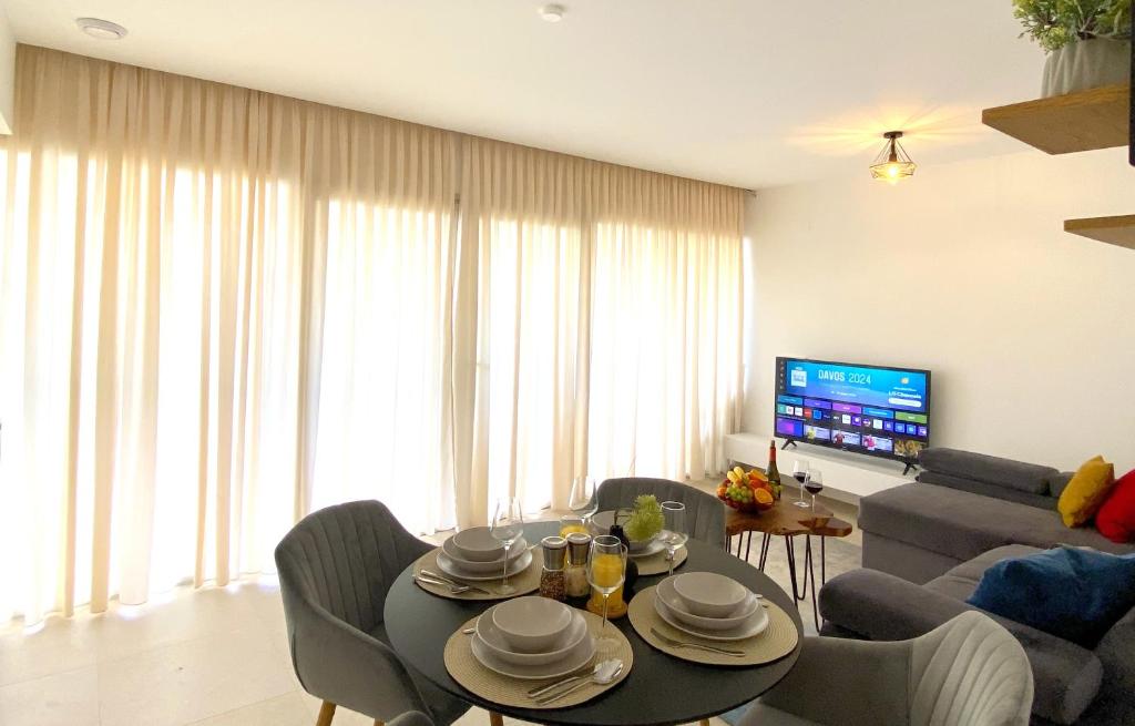 Impresionante apartamento con vistas a la piscina - 5