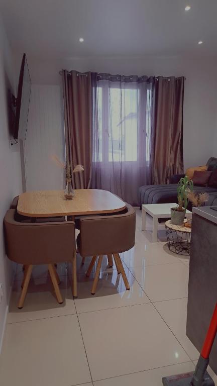 DOGA Bel appartement 1er étage 4 personnes bebe - 1