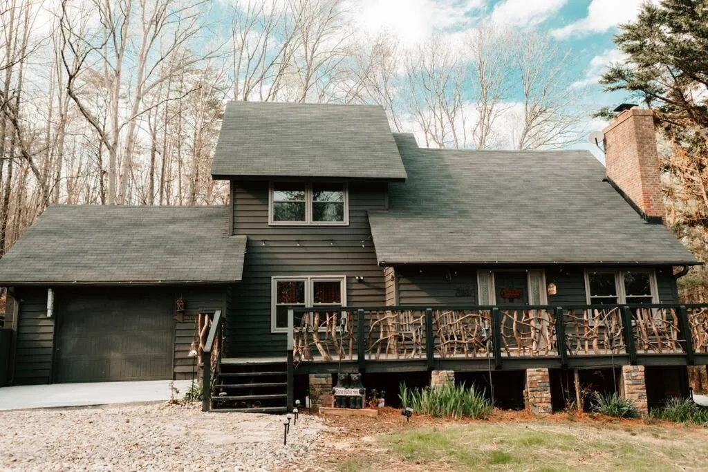 Luxury Mountain Getaway，位于Pickens的酒店