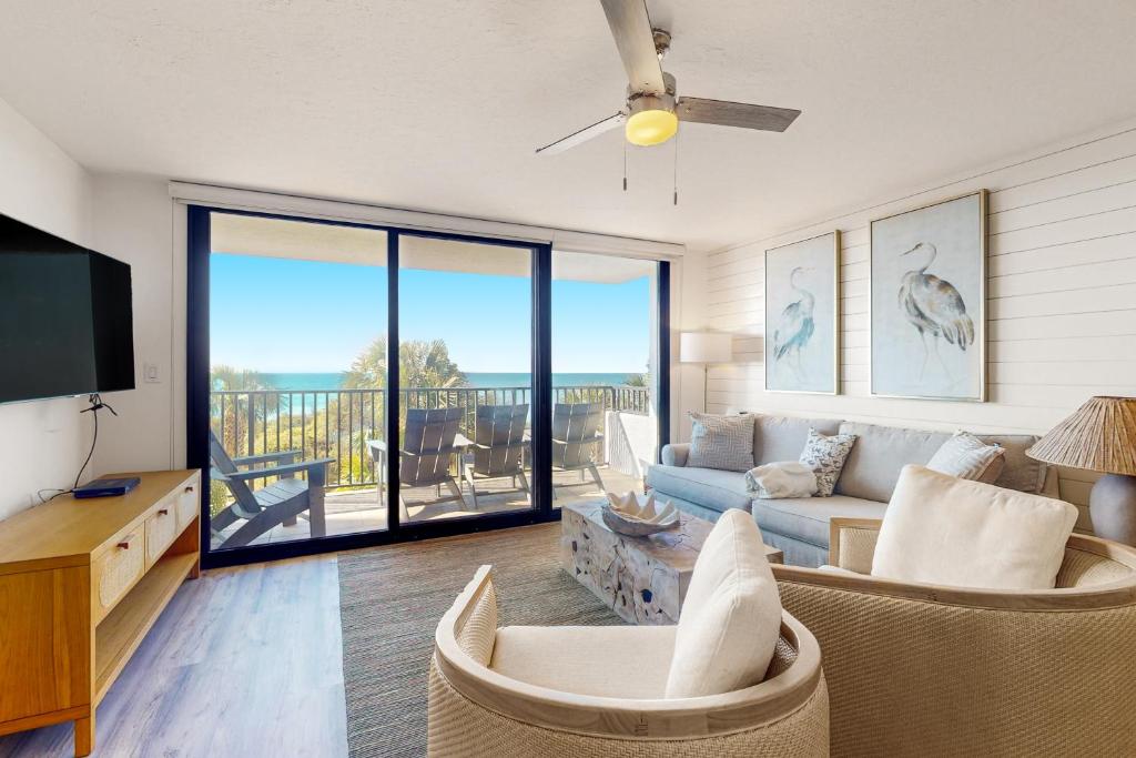 One Seagrove Place 0206, Santa Rosa Beach