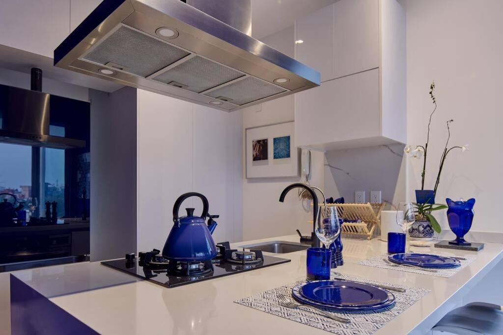 Suite Maximo azul Cibeles AC in front of Contramar - 3