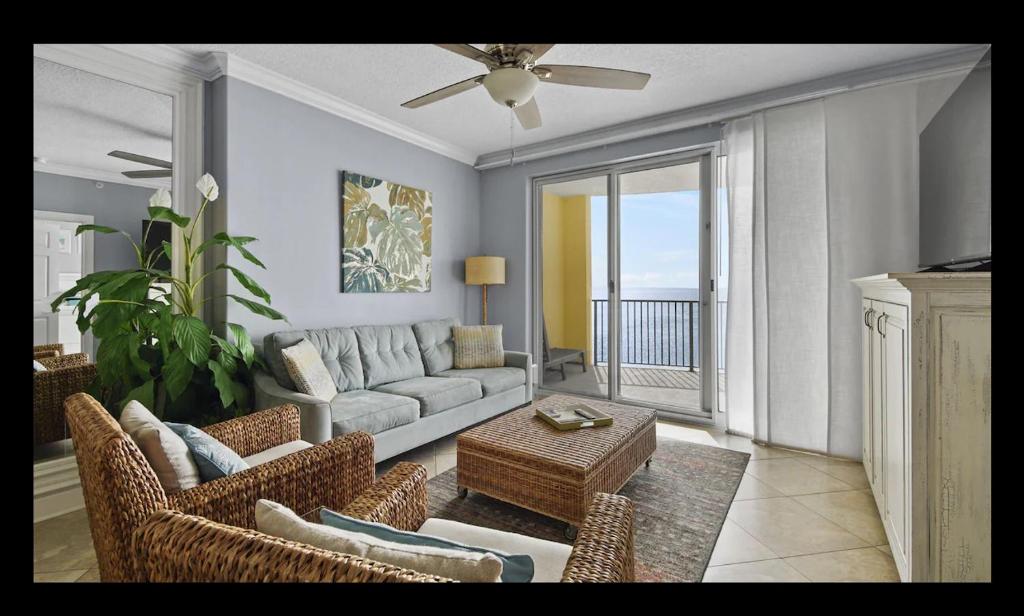 Beautiful Beachfront Views - The Retreat at Emerald Isle, Panama City Beach