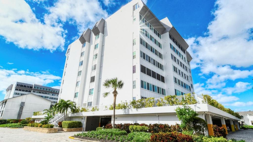 1125-701 Skyline Serenity at Our Condo, Sarasota