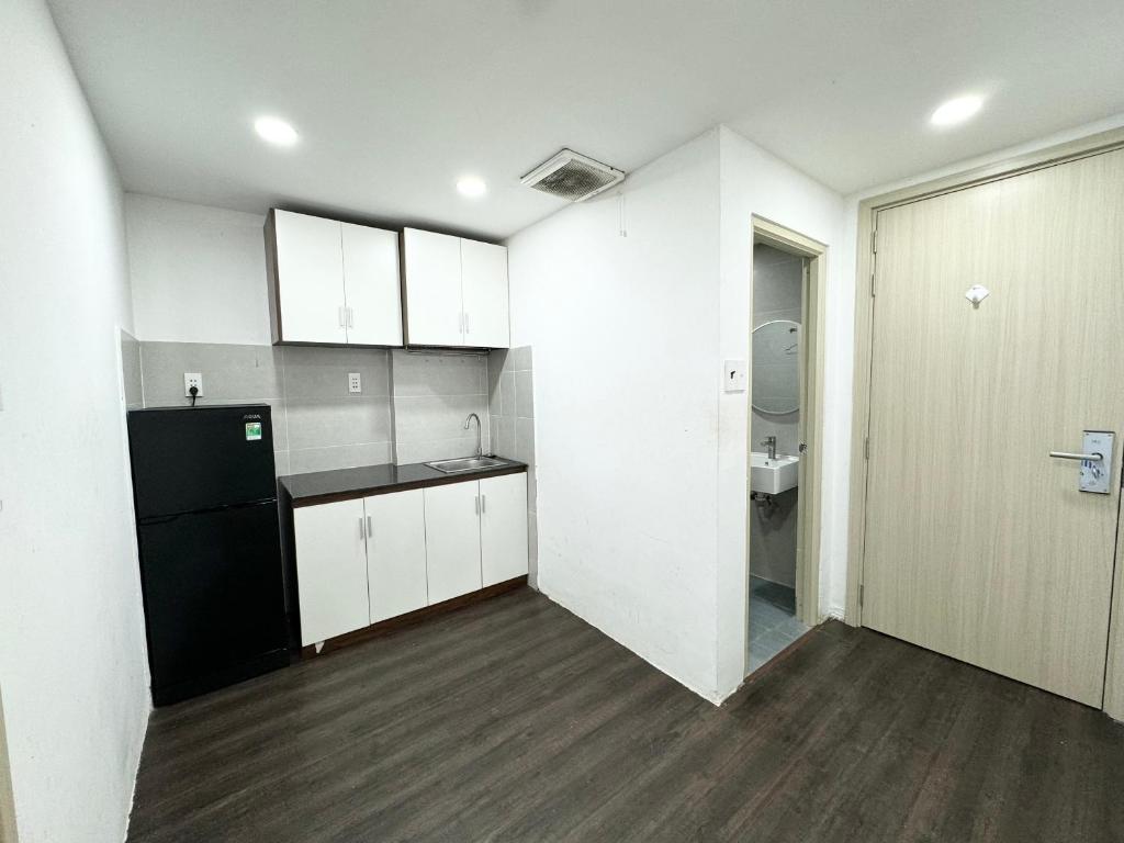 迪勒克斯西贡公寓 (DLux Saigon Condo)