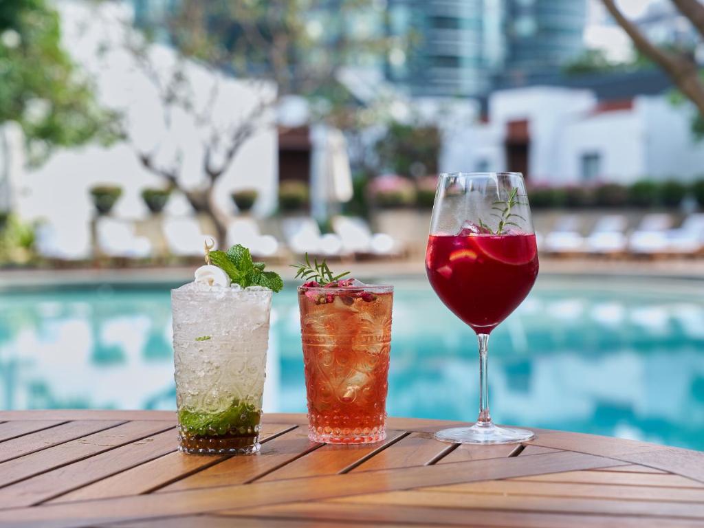 อาหารและเครื่องดื่ม