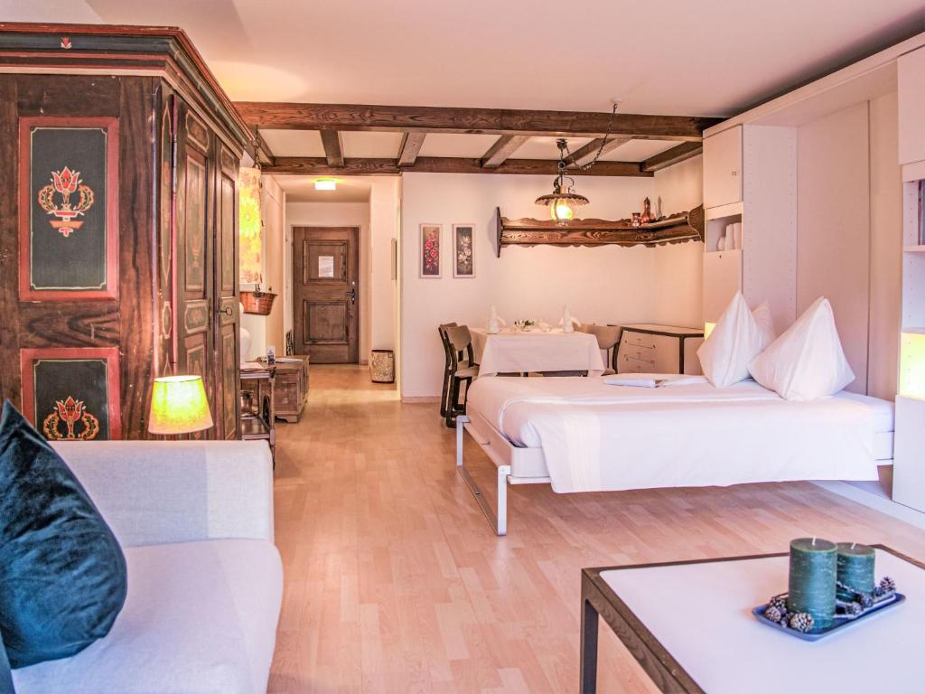 Apartment Residenz Surlej 6 by Interhome - 2