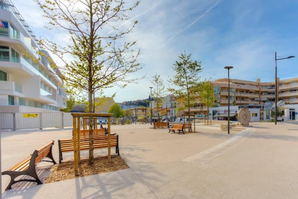 Appartement en plein coeur de Cagnes sur Mer - 2