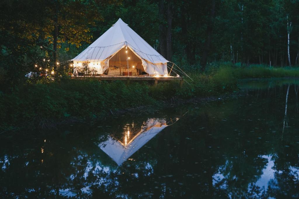 Glamping tält/tent - Glampingzelt -Lodge - Sjöutsikt, Blattnicksele
