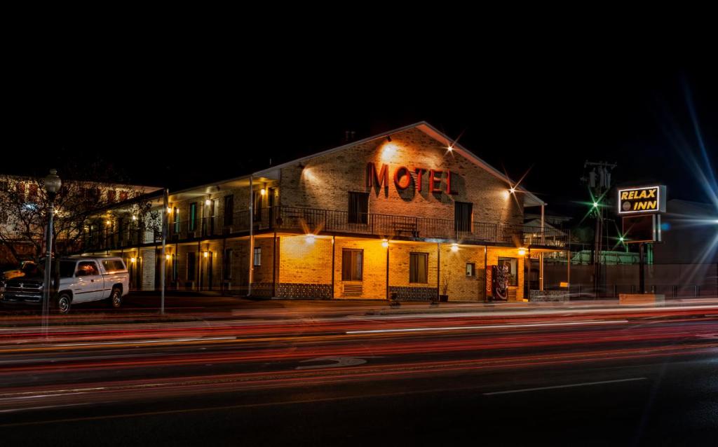 Relax Inn Front Royal photo