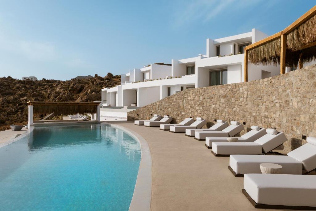 Mykonos Flow - Super Paradise, Super Paradise Beach