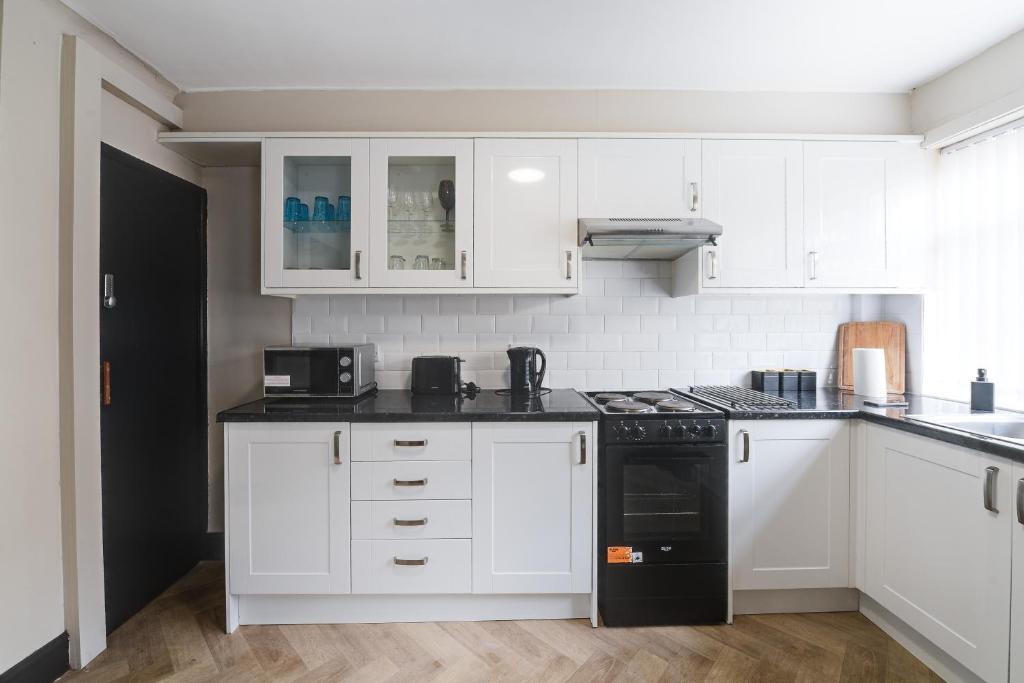 Poppy's Place, Liverpool photo 6