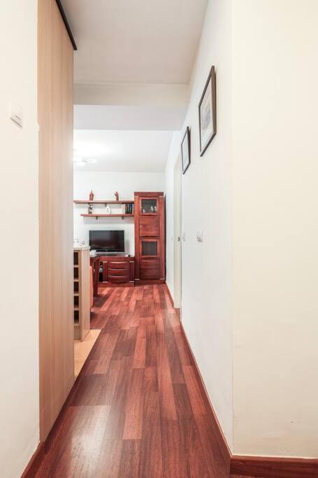 Centro y Estilo Apartamento cerca de la Alameda - 5
