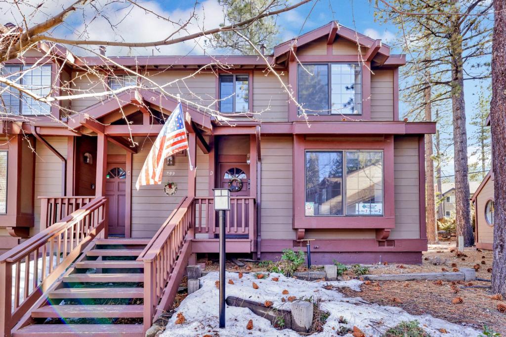 Restmoore #2425, Big Bear Lake