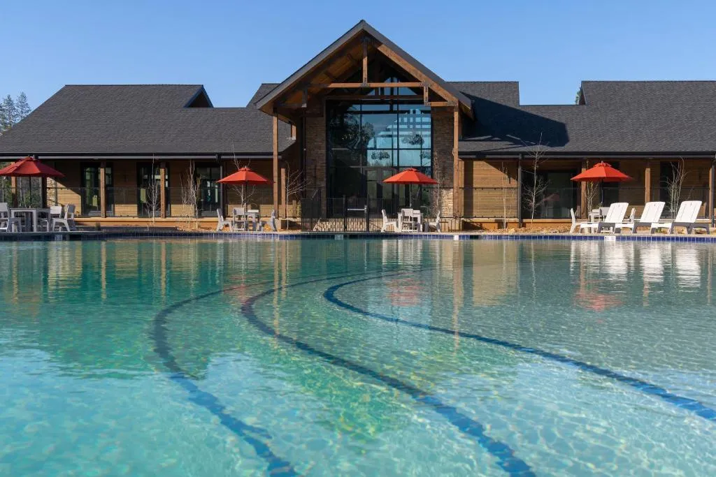 Firefall Ranch Yosemite，位于格罗夫兰的酒店