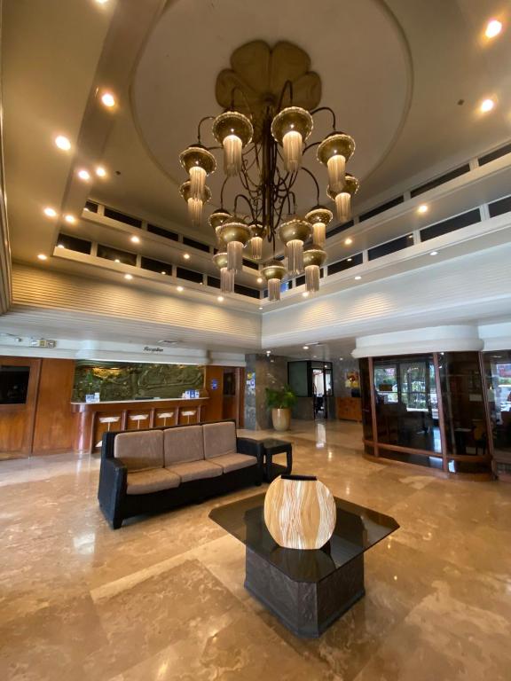 Lobby, Copacabana Apartment Hotel in Pasay City