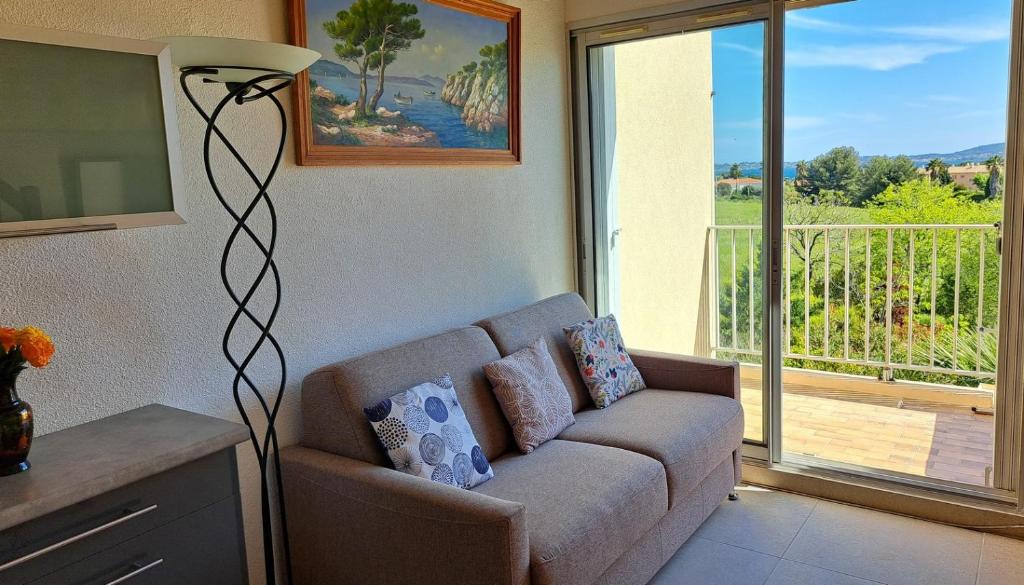 T2 ensoleillé, vue mer et champ, climatisé - 5