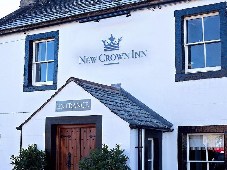 The New Crown Inn 外観